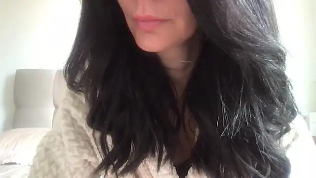 Snapshot of paolajonez chatting on November 2025 01:00:02 PM paolajonez online show from November 2025 01:00:02 PM