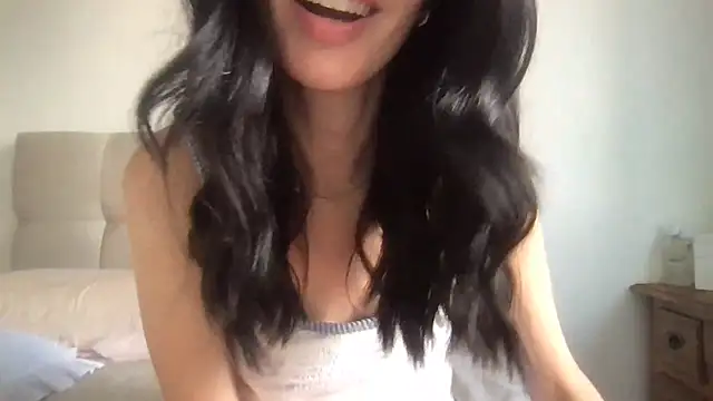 Snapshot of paolajonez chatting on November 2025 05:49:01 PM paolajonez online show from November 2025 05:49:01 PM