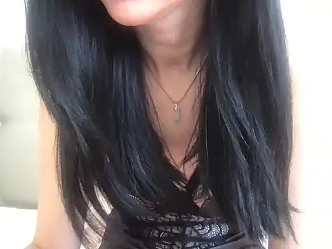 paolajonez online show from June 2026 02:34:01 PM