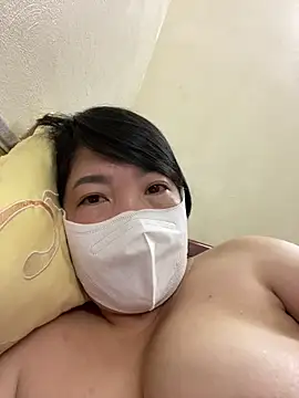 Snapshot of Hachi_Sweetbabie_ chatting on November 2025 10:38:02 AM Hachi Sweetbabie online show from November 2025 10:38:02 AM