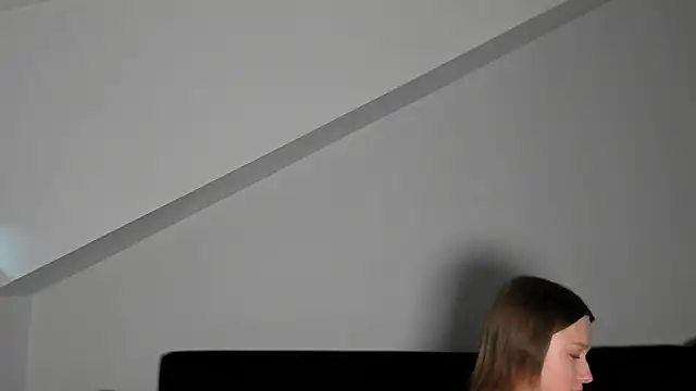 laurasommer online show from April 2026 03:06:01 PM