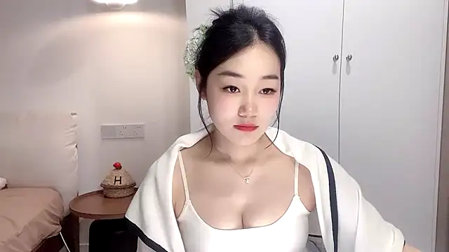 cloud8822 online show from April 2026 01:02:02 PM