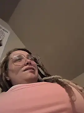 Snapshot of Lalalynn chatting on July 2026 01:34:01 AM Lalalynn online show from July 2026 01:34:01 AM