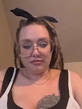 Snapshot of Lalalynn chatting on July 2026 04:39:33 PM Lalalynn online show from July 2026 04:39:33 PM