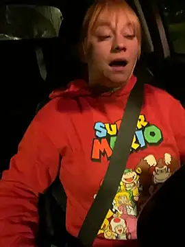 poussichienne online show from April 2026 02:40:02 AM