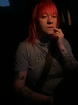 poussichienne online show from May 2026 03:02:01 AM