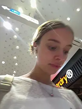 enjoy my beauty online show from December 2024 04:22:01 AM