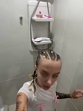 enjoy my beauty online show from December 2024 04:34:02 AM