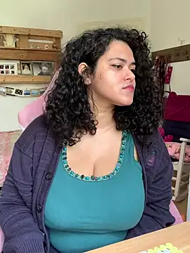 Curvydesifromgermany online show from April 2026 11:15:02 AM