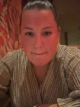 xlinastarrx online show from April 2026 05:15:01 PM
