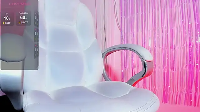 Snapshot of Haanna__ chatting on December 2024 03:48:02 AM Haanna online show from December 2024 03:48:02 AM