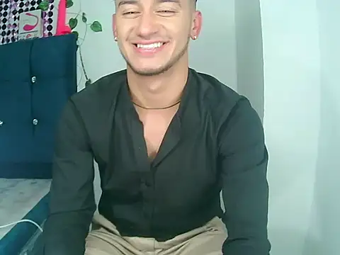 Kevin Torres online show from December 2024 05:37:02 AM