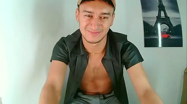 Kevin Torres online show from January 2025 04:32:01 AM