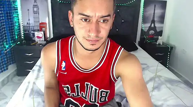 Kevin Torres online show from February 2025 08:00:01 PM