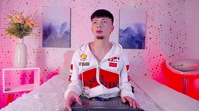 Snapshot of Steev_Novoa chatting on February 2026 03:23:02 AM Steev Novoa online show from February 2026 03:23:02 AM