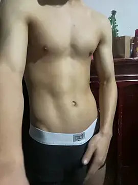 Snapshot of Mrtzz_ chatting on December 2024 10:58:02 PM Mrtzz  online show from December 2024 10:58:02 PM