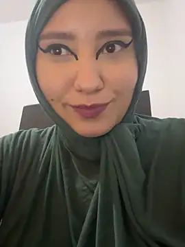 hannahayat online show from November 2025 02:39:01 PM