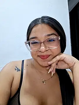 -VICKKY online show from March 2026 11:59:02 PM