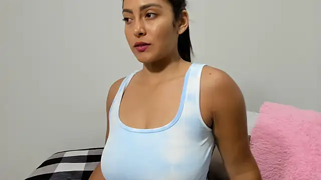 Snapshot of sofiaparker8 chatting on December 2024 07:06:01 PM sofiaparker8 online show from December 2024 07:06:01 PM