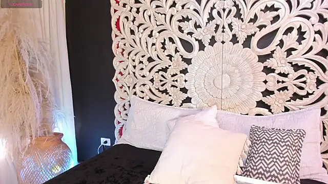 Snapshot of tiffany_becker chatting on September 2025 07:58:02 PM tiffany becker online show from September 2025 07:58:02 PM