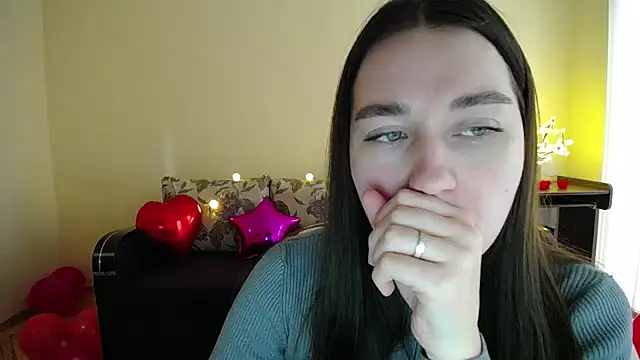 Pretty shy online show from February 2025 01:06:01 PM