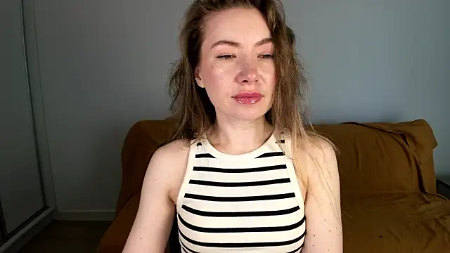 Snapshot of Mia_Tasty chatting on June 2026 06:33:02 AM Mia Tasty online show from June 2026 06:33:02 AM