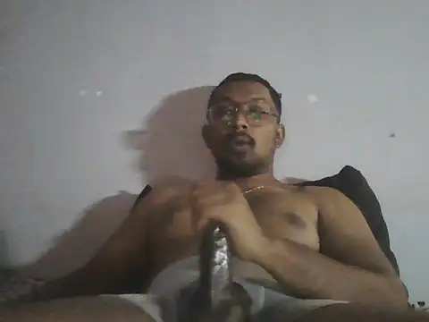 Snapshot of chennaibull101 chatting on October 2025 02:18:02 PM chennaibull101 online show from October 2025 02:18:02 PM