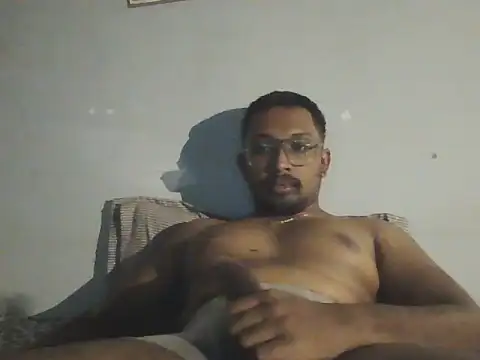 Snapshot of chennaibull101 chatting on October 2025 10:43:01 PM chennaibull101 online show from October 2025 10:43:01 PM