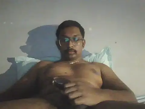 chennaibull101 online show from November 2025 07:03:01 PM