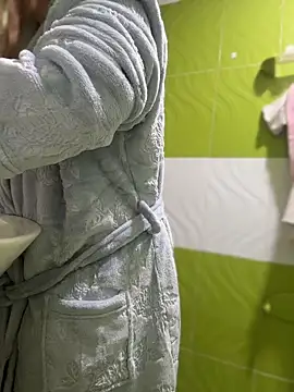 Emiily lee online show from February 2026 09:03:02 AM