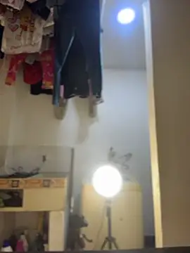 Emiily lee online show from March 2026 09:13:01 AM