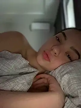 Snapshot of AnaWest chatting on February 2025 09:42:01 AM AnaWest online show from February 2025 09:42:01 AM