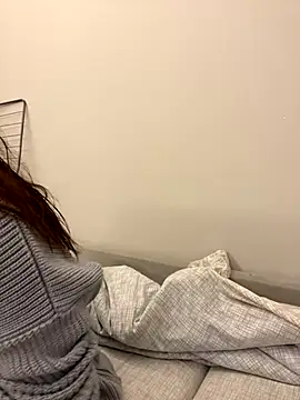 Snapshot of AnaWest chatting on November 2025 04:23:01 AM AnaWest online show from November 2025 04:23:01 AM