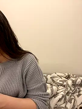 Snapshot of AnaWest chatting on November 2025 04:22:01 AM AnaWest online show from November 2025 04:22:01 AM