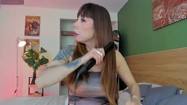 iriiina veneno online show from April 2026 04:26:02 PM