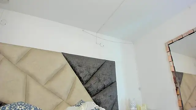 Snapshot of BonnieCute_ chatting on June 2026 11:57:01 PM BonnieCute online show from June 2026 11:57:01 PM