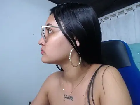 Snapshot of antonella_sweetlittle chatting on October 2025 12:23:01 PM antonella sweetlittle online show from October 2025 12:23:01 PM