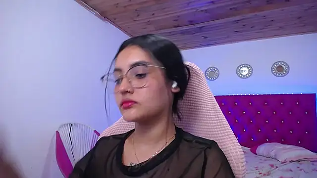 Snapshot of antonella_sweetlittle chatting on November 2025 12:30:01 AM antonella sweetlittle online show from November 2025 12:30:01 AM