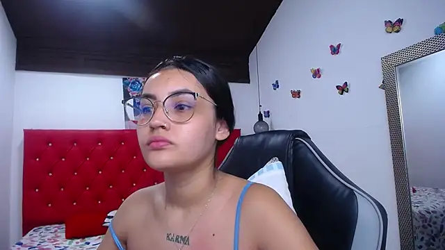 Snapshot of antonella_sweetlittle chatting on January 2026 10:42:01 AM antonella sweetlittle online show from January 2026 10:42:01 AM