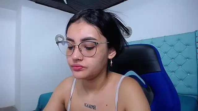 Snapshot of antonella_sweetlittle chatting on February 2026 10:52:02 AM antonella sweetlittle online show from February 2026 10:52:02 AM