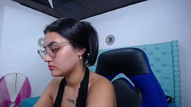 Snapshot of antonella_sweetlittle chatting on February 2026 10:53:02 AM antonella sweetlittle online show from February 2026 10:53:02 AM