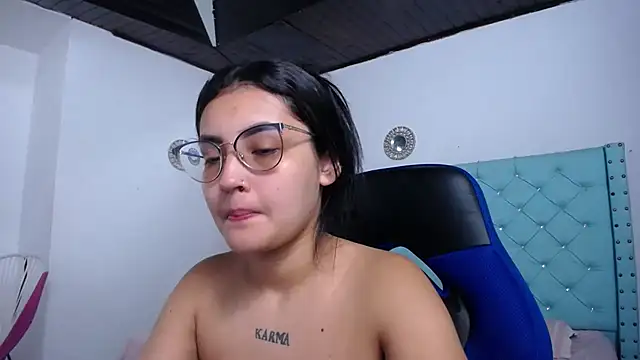 Snapshot of antonella_sweetlittle chatting on February 2026 10:49:01 AM antonella sweetlittle online show from February 2026 10:49:01 AM