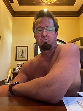 sluttydylan online show from November 2025 09:37:02 PM