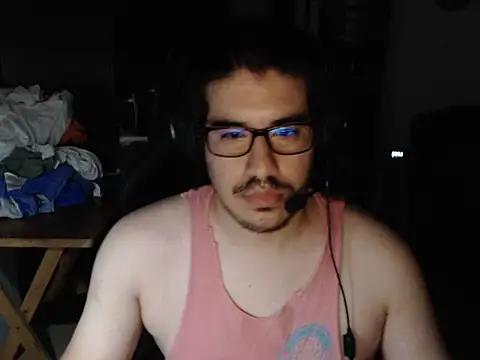 thealfawolf01 online show from December 2024 01:51:02 AM