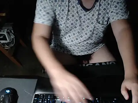 thealfawolf01 online show from October 2025 03:58:01 AM