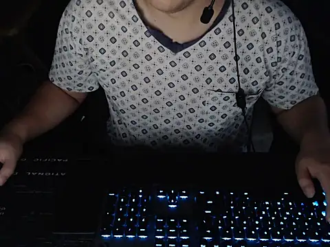 thealfawolf01 online show from March 2026 11:56:02 AM