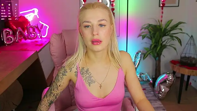 Crystal Barbie online show from February 2025 10:42:01 PM