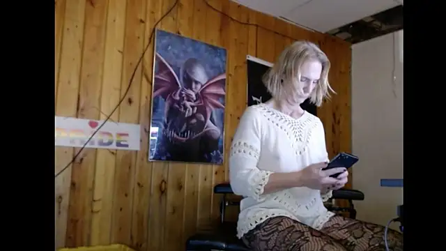 JamieBottoms online show from December 2025 02:02:02 PM