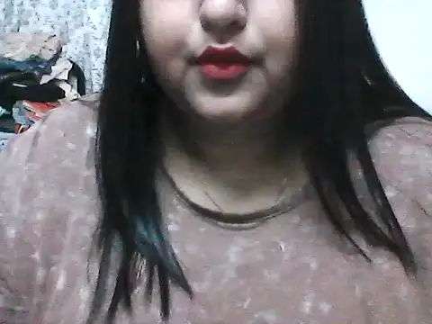 smile pretty online show from February 2025 08:36:01 PM