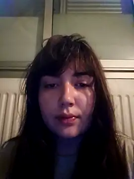 Lynylou online show from May 2026 02:50:01 AM